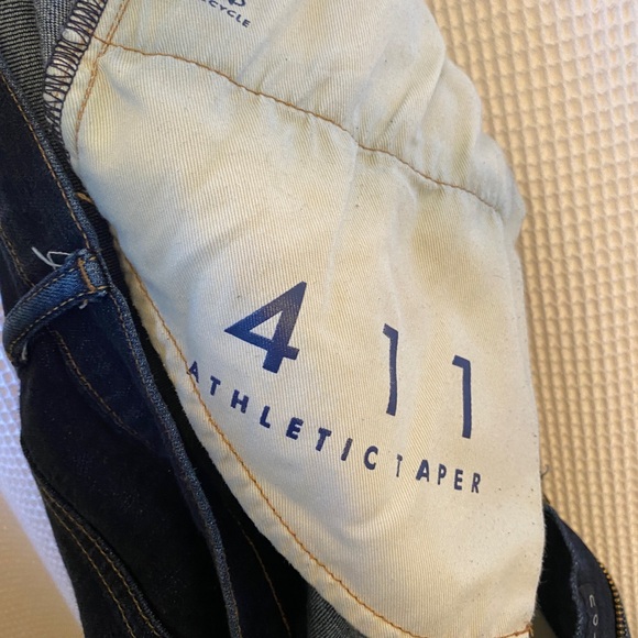 Lucky Jean Athletic Taper Dark Wash 38x30 skinny stretch jean - Picture 3 of 4